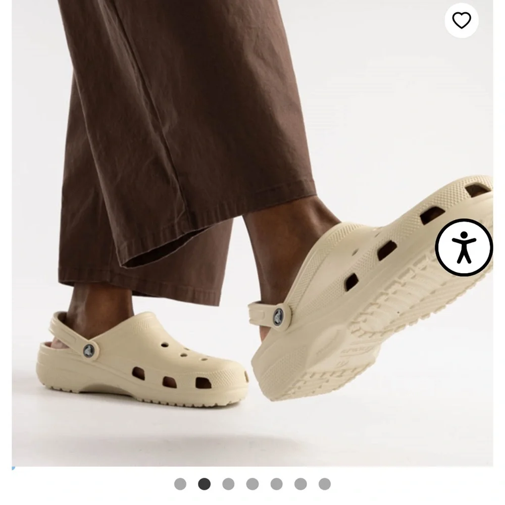 Crocs - Picture 2 of 3